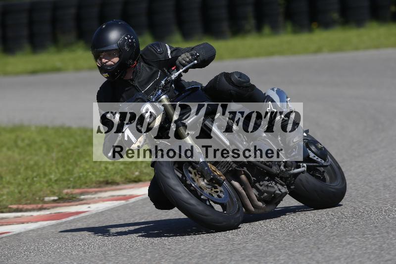 /Archiv-2024/29 12.06.2024 MOTO.CH Track Day ADR/Gruppe gelb/19